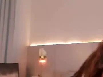 Chaturbate Live Sex Cam of ari_wilde
