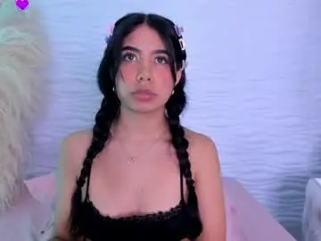 Chaturbate Live Sex Cam of aylinlove_