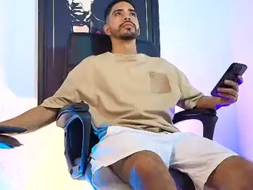 Chaturbate Live Sex Cam of kratoswolf