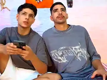Chaturbate Watch Live Sex Cams of kratoswolf
