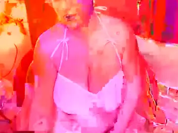 Chaturbate Sex Cam of lunasxxcandy