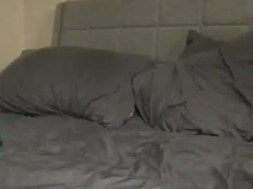 Chaturbate Live Sex of pleasesitonmycock