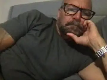 Chaturbate Sex Chat of pleasesitonmycock