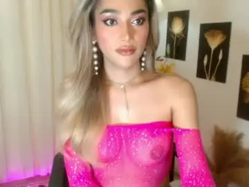 Chaturbate Adult Video Chat of ur_slutty_whisper