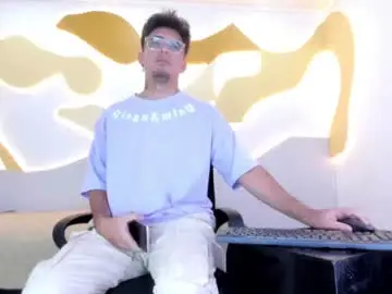 Chaturbate Free Porn Cam of zeustrys