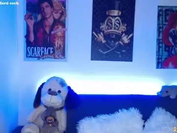Chaturbate Live Sex Cam of alex_rockstar