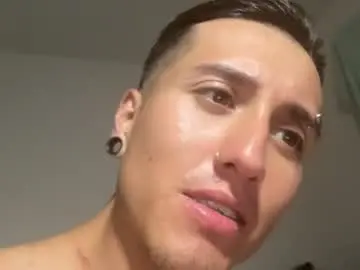 Chaturbate Sex Cam of jdingo743817