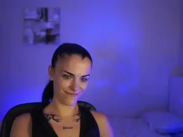 Chaturbate Adult Webcams of pauline_2005