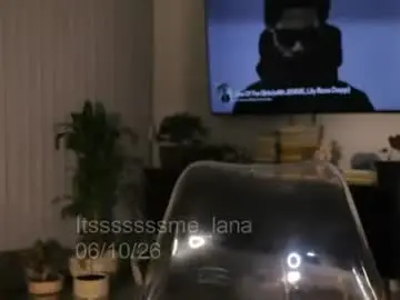 Chaturbate Live Sex Cam of itsssssssme_lana