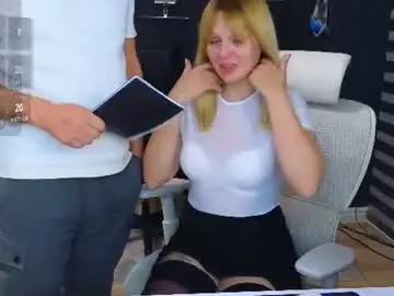 Chaturbate Free Live Porn of karinadeniss