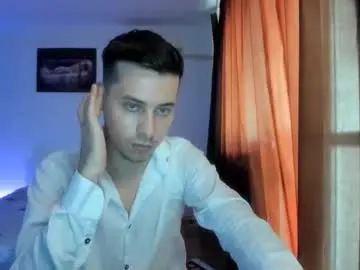 Chaturbate Live Sex Cam of dreamboy240