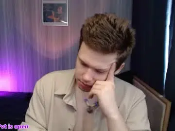 Chaturbate Private Sex Chat of sheldonmusic34