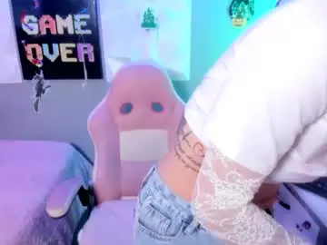 Chaturbate Best live sex cam show of adelainebest