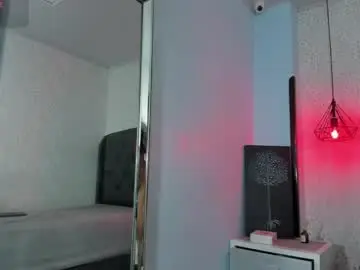 Chaturbate Sex Cam of suzetmonaco
