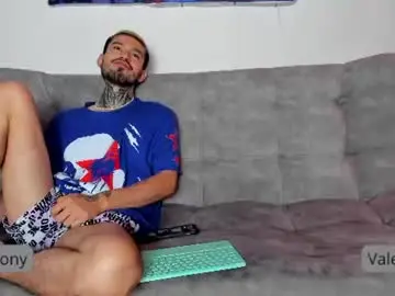 Chaturbate Best Webcam of valentino_bel