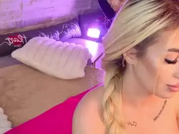 Chaturbate Adult Video Chat of blondiexstar