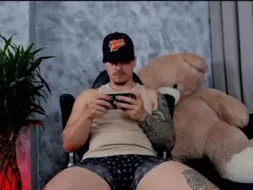 Chaturbate Nude Webcam of boyc02_