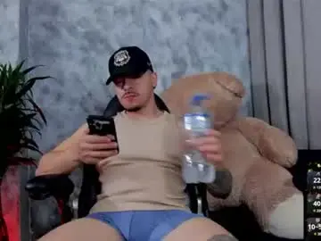Chaturbate Watch Live Sex Cams of boyc02_