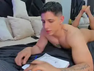 Chaturbate Free Porn Cam of johan_williams_07