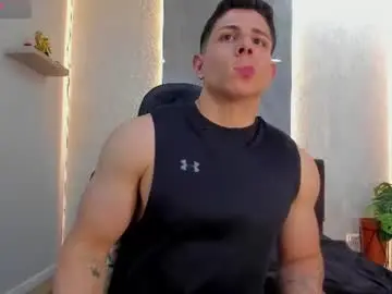 Chaturbate Watch Live Sex Cams of johan_williams_07