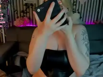 Chaturbate Sex Chat of polly__mayer