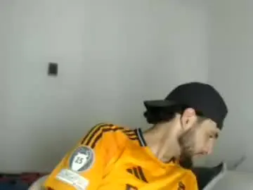 Chaturbate Live Sex Cam of david_hot12