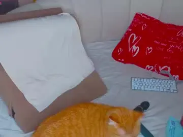 Chaturbate Free Porn Cam of emilytrays