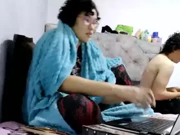 Chaturbate Live Sex Cam of mauroluxandra