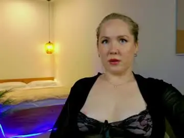 Chaturbate Adult Webcam of erinmilk