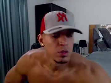 Chaturbate Adult Video Chat of frank_heaven_shore