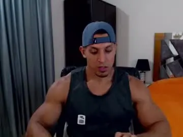 Chaturbate Live Sex Cam of frank_heaven_shore