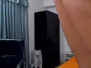 Chaturbate Live Sex Cam of frank_heaven_shore