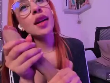 Chaturbate Live Sex Cam of honey_bitee