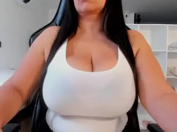 Chaturbate Live Porn of natural_bigboobs