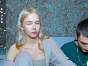 Chaturbate Live Sex Cam of eshcka