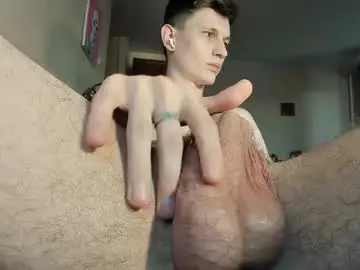 Chaturbate Live Porn of kevin_hornyyy