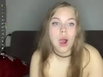 Chaturbate Watch Live Sex Cams of milkypawss