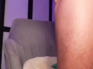 Chaturbate Nude Webcam of sweettaaron