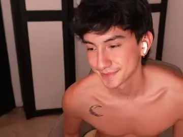 Chaturbate Free Live Porn of sweettaaron