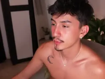 Chaturbate Nude Webcam of sweettaaron