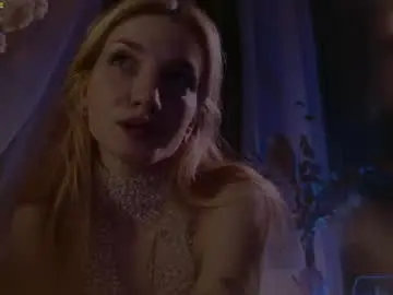 Chaturbate Free Porn Cam of adelaidegilber_