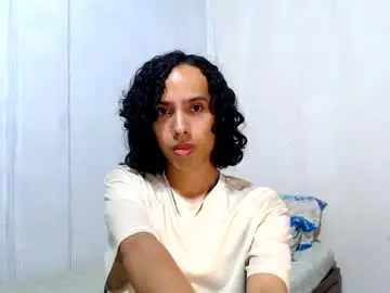 Chaturbate Live Sex Cam of alexis21_