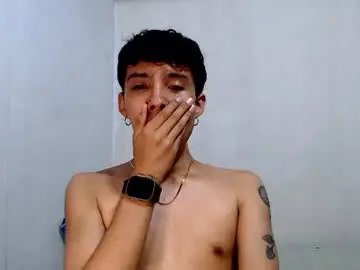 Chaturbate Live Porn of alexis21_