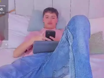 Chaturbate Live Sex Cam of joshclaarktt