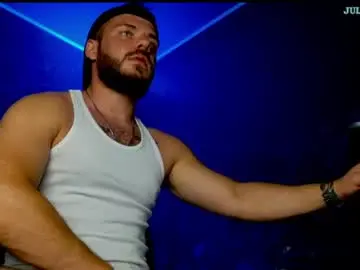 Chaturbate Free Live Porn of juliusmasters