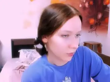Chaturbate Live Sex Cam of chloe_wifey
