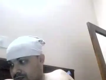 Chaturbate Live Sex Cam of cool_breeze09