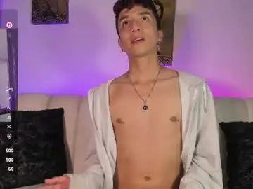 Chaturbate Live Porn of mhatias_