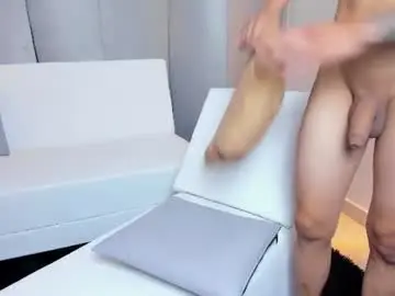 Chaturbate Free Live Porn of naughty_pearls