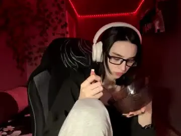 Chaturbate Watch Live Sex Cams of elinorashfield